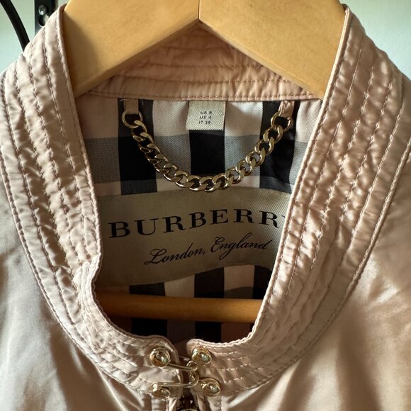 Burberry Lightweight Nylon Jacket - Picture 2 of 7